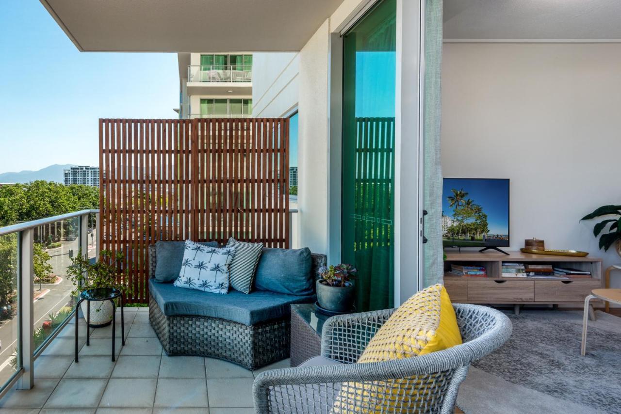 The Harbour View Condo Κερνς Εξωτερικό φωτογραφία