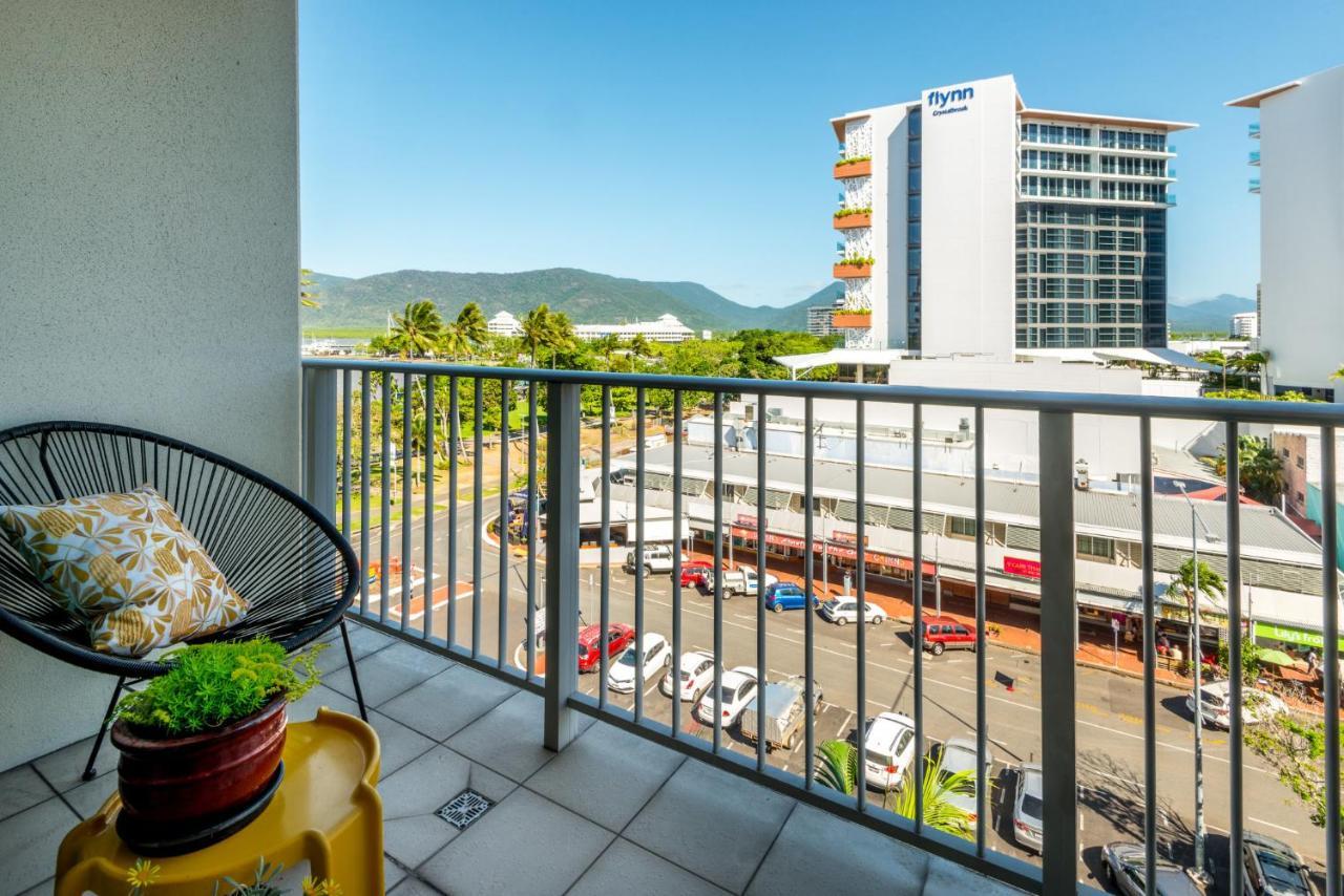 The Harbour View Condo Κερνς Εξωτερικό φωτογραφία