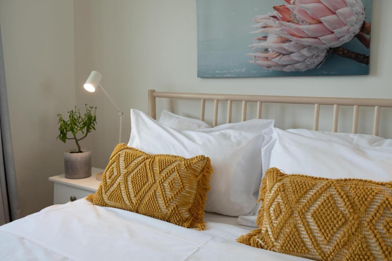 The Harbour View Condo Κερνς Εξωτερικό φωτογραφία