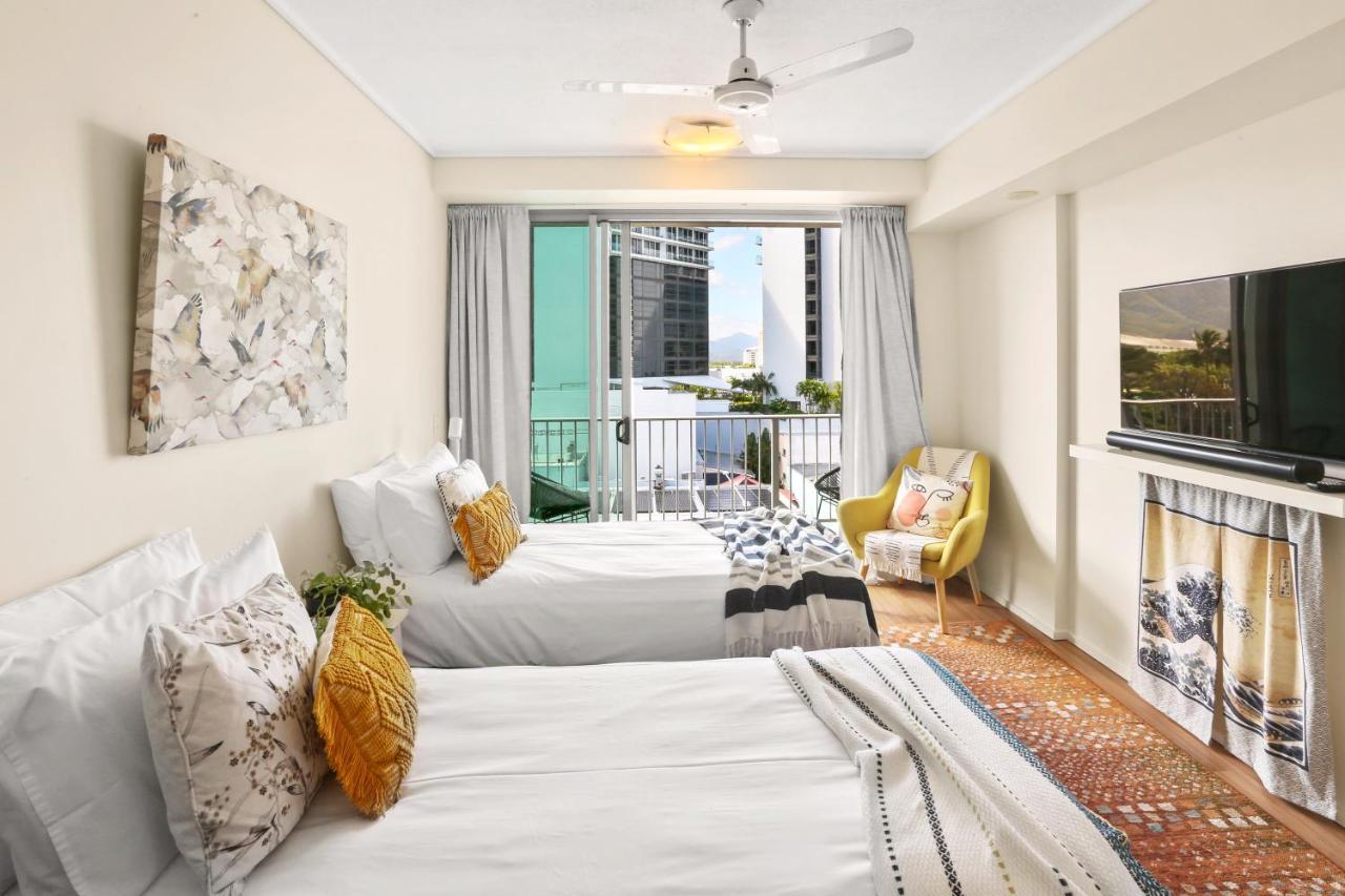 The Harbour View Condo Κερνς Εξωτερικό φωτογραφία