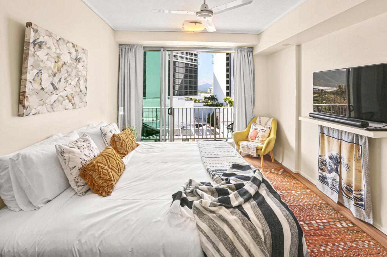 The Harbour View Condo Κερνς Εξωτερικό φωτογραφία